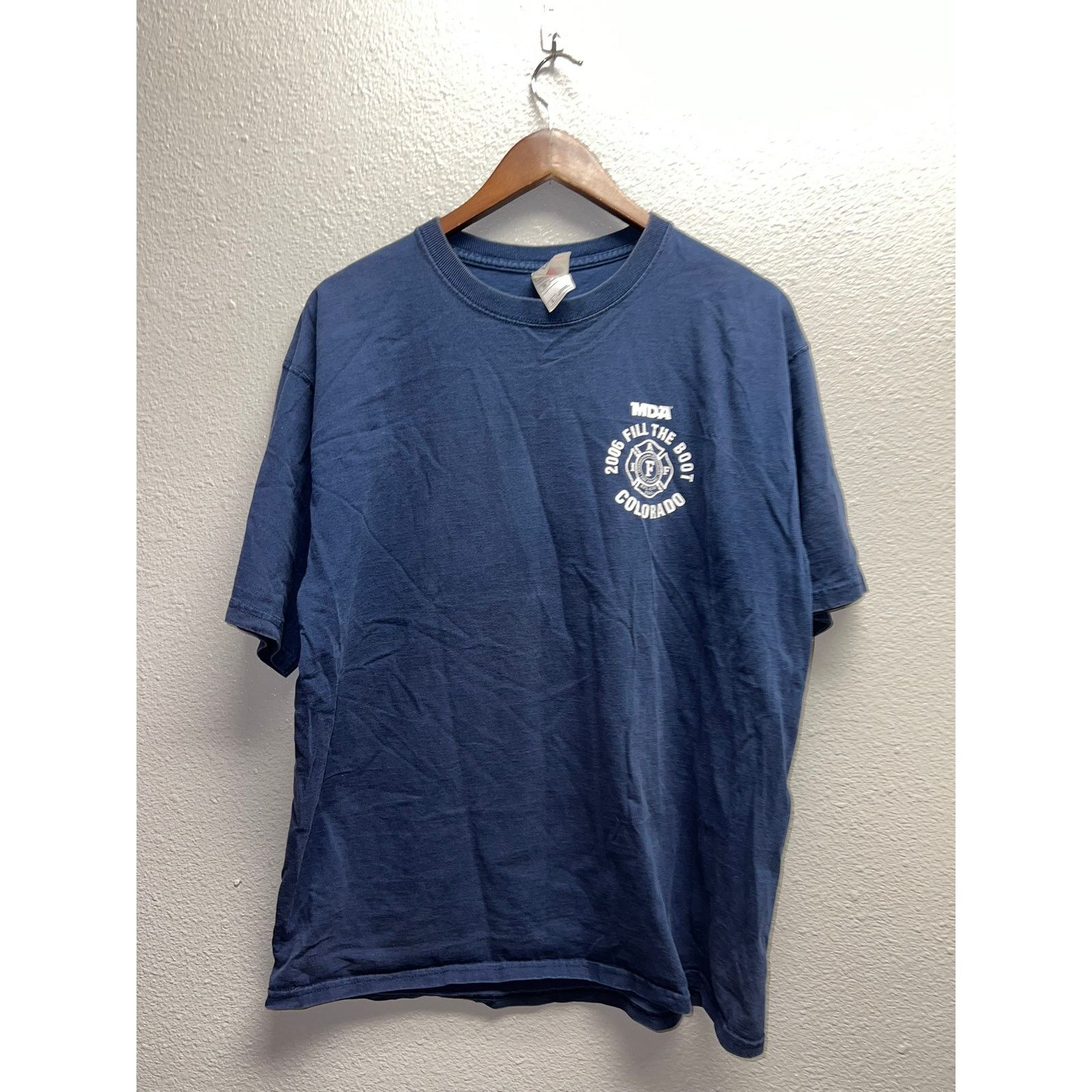Fruit Of The Loom Vintage Fill The Boot Shirt Firefighter Fire MDA 2006 XL Size US XL / EU 56 / 4 - 2 Thumbnail