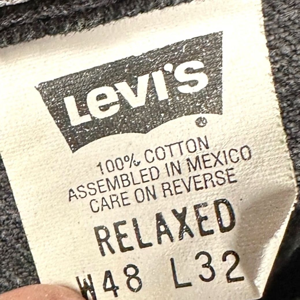 Levi's VINTAGE Levi's 540 Jeans Mens 48X32 Black Relaxed Fit Orange Tab 5 Pockets EUC Size US 32 / EU 48 - 3 Thumbnail