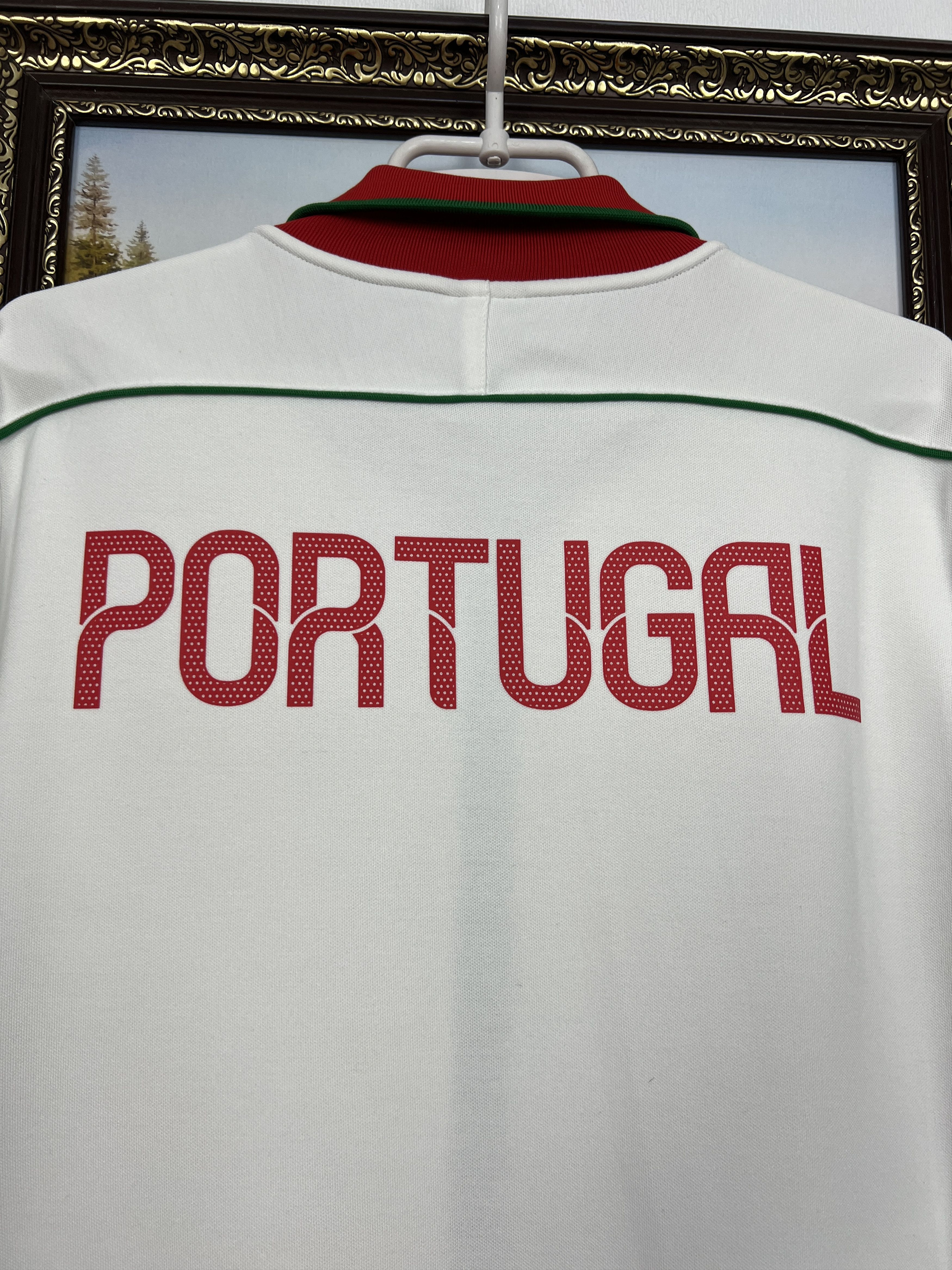 Nike Vintage Nike Portugal Football White Jacket Soccer Mens Size US M / EU 48-50 / 2 - 13 Thumbnail