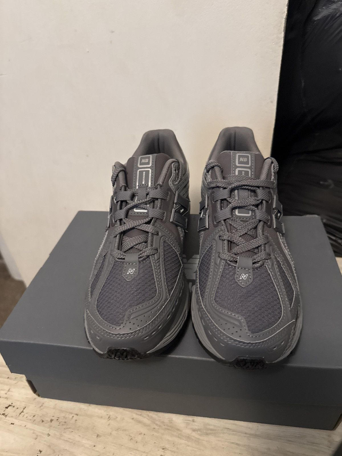 New Balance New balence 1906r Size US 8.5 / EU 41-42 - 3 Thumbnail
