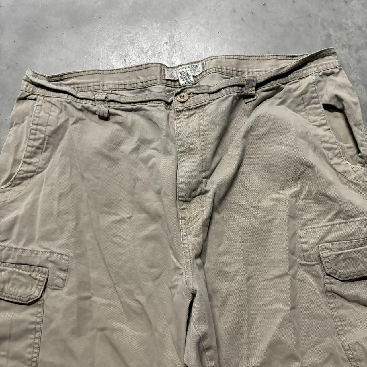 U.S. Polo Assn. × Vintage Crazy Vintage Y2K/2000s Baggy Khaki U.S. Polo Assn. Skater Style Cargo Shorts! Size US 40 / EU 56 - 2 Thumbnail
