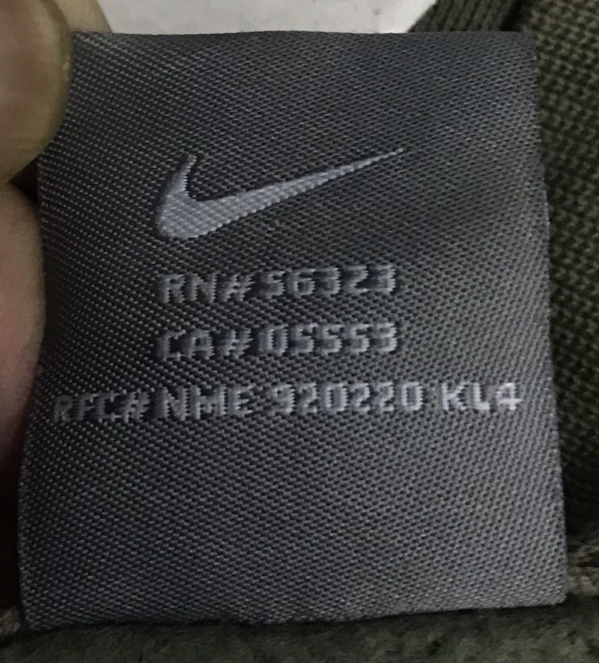 Nike × Vintage Vintage Nike Air Is Not A Shoe Sweatshirt Size US L / EU 52-54 / 3 - 10 Thumbnail