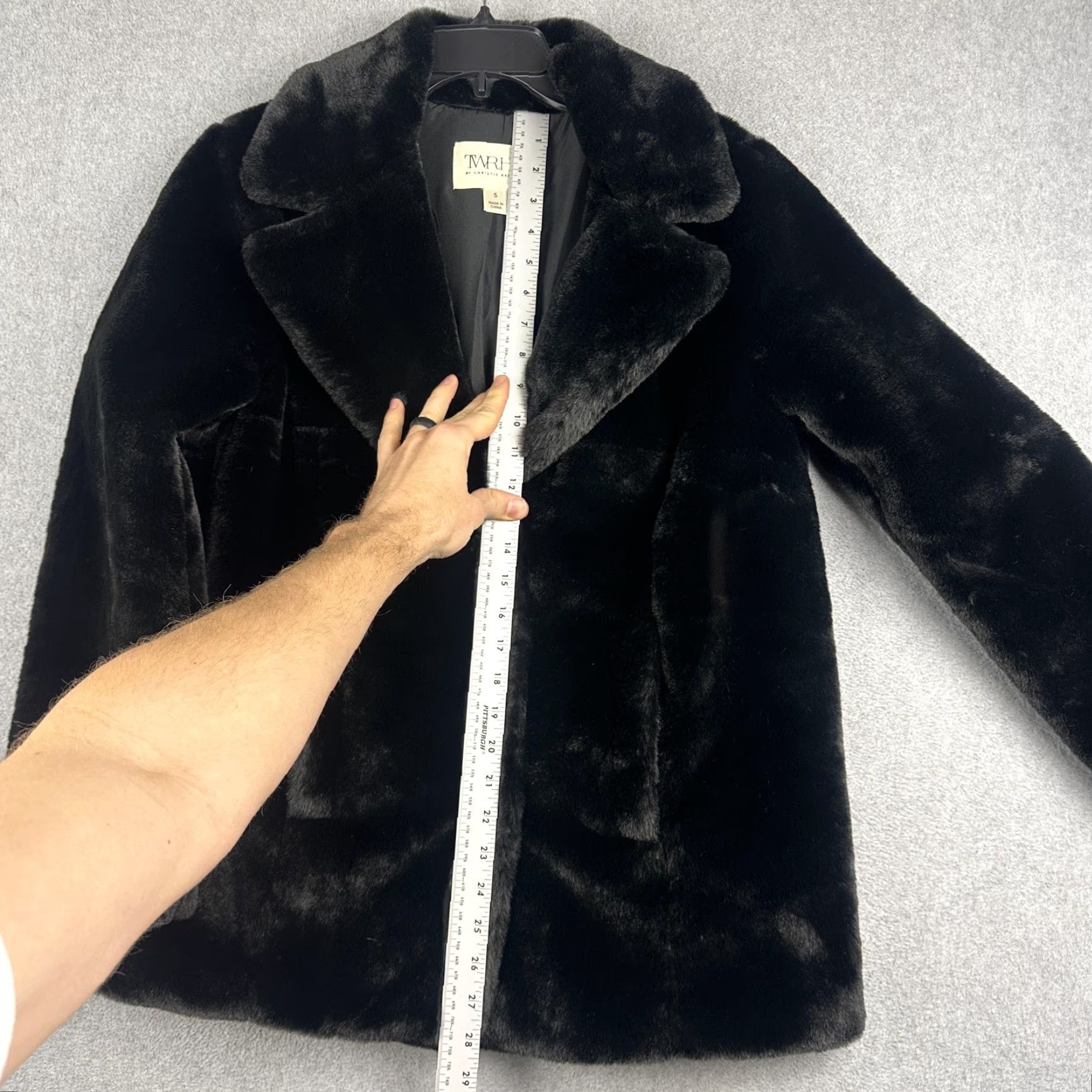 Vintage TWRHLL by Christie Brinkley Faux Fur Coat Womens Small Black Short Plush Jacket Size 28" / US 6 / IT 42 - 7 Thumbnail