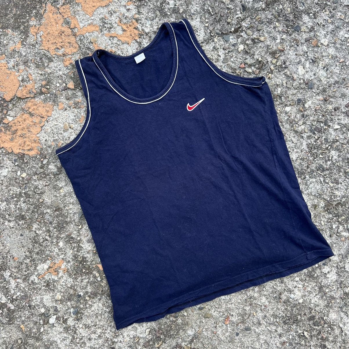 Nike × Vintage Vintage Y2K Nike Basketball Muscle Tank Centre Swoosh Size US M / EU 48-50 / 2 - 2 Thumbnail