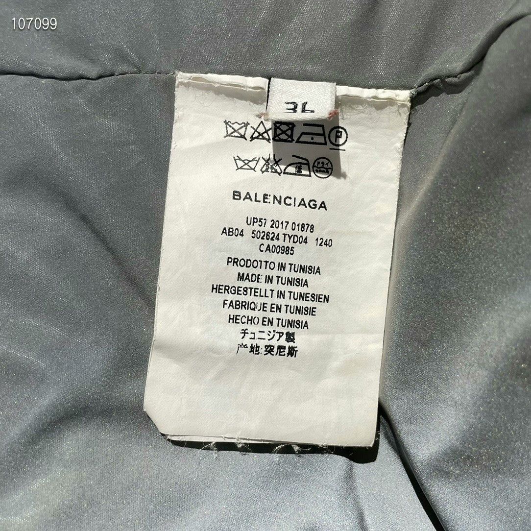 Balenciaga Balenciaga grey reflective down jacket 2501-Nextarrow Size XXL / US 16-18 / IT 52-54 - 5 Thumbnail