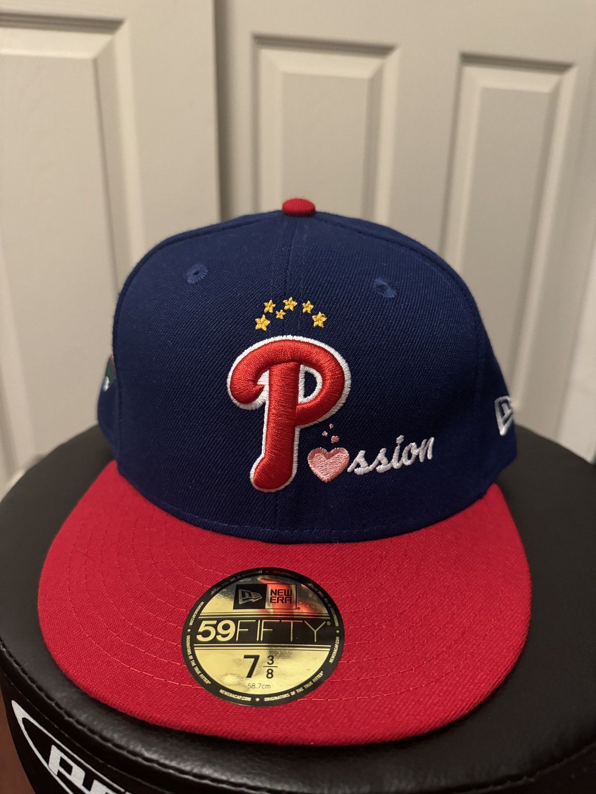 New Era Can’t Buy Respect Philly’s Fitted Size ONE SIZE - 1 Thumbnail