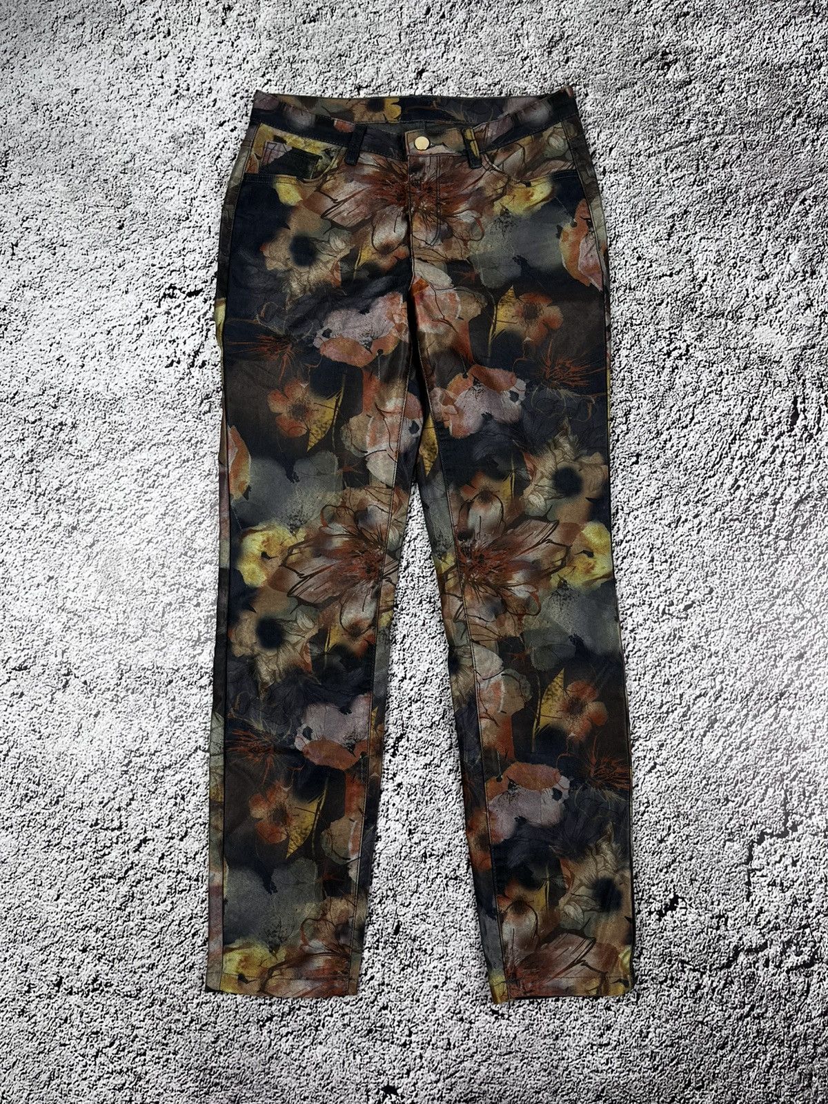 Vintage Vintage Y2K Roberto Cavalli style floral all over pants Size 28" / US 6 / IT 42 - 1 Thumbnail