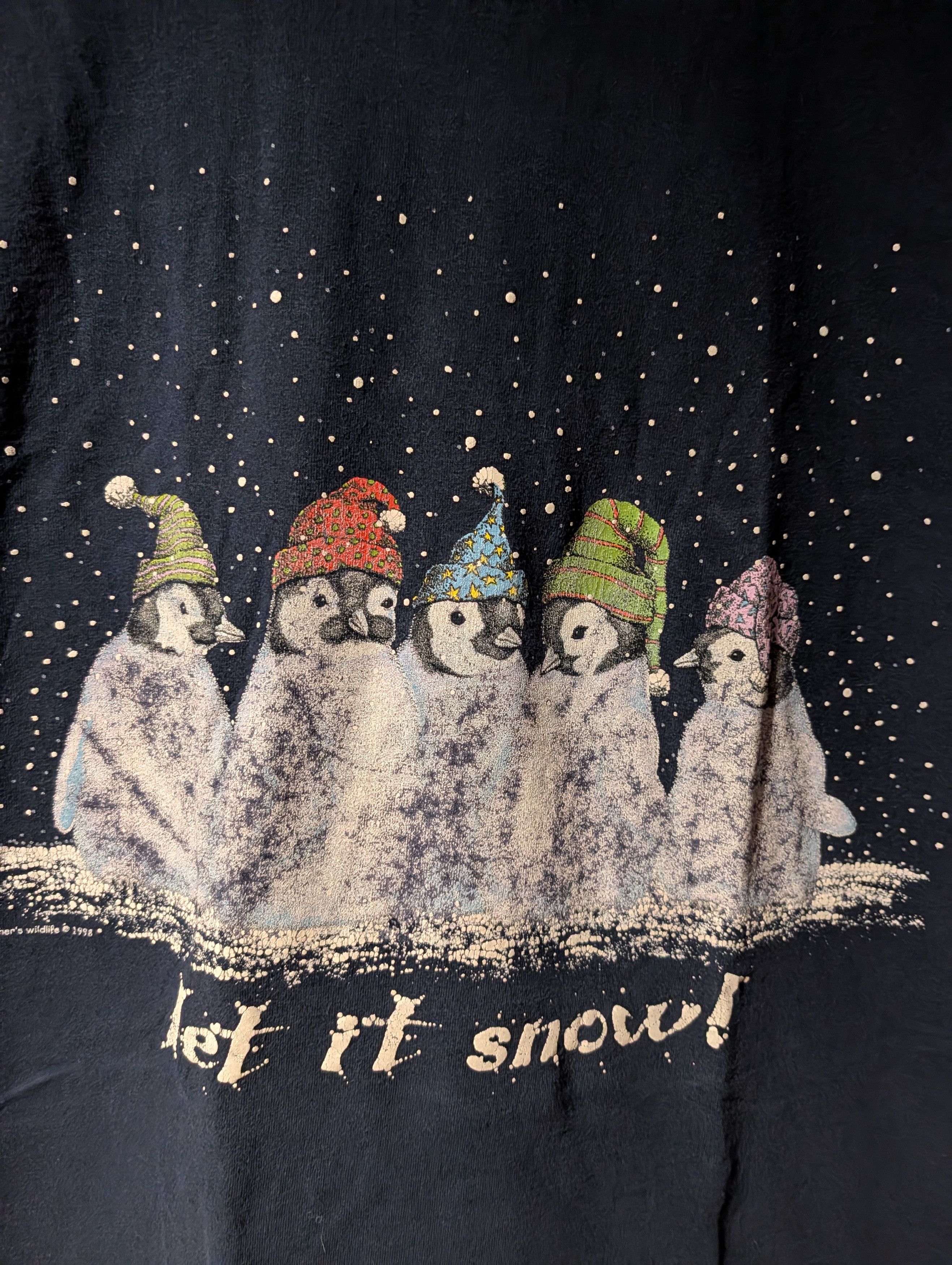 Arts & Science Let It Snow Penguin Winter Christmas Holiday Vintage T-Shirt Size US L / EU 52-54 / 3 - 2 Thumbnail