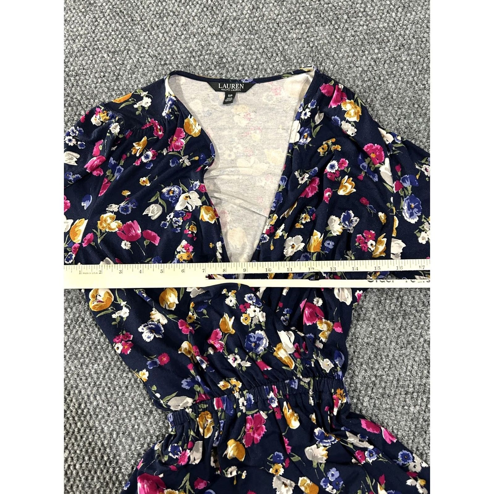 Ralph Lauren Lauren Ralph Lauren Shirt Womens Small Navy Floral Wrap Tie Waist Blouse Size S / US 4 / IT 40 - 4 Thumbnail