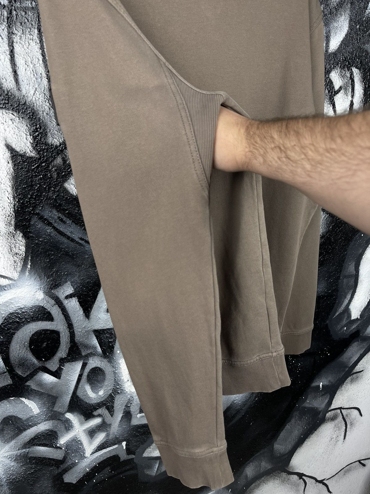 Hugo Boss Hugo Boss Light Brown Basic Sweatshirt Men’s Size XL Size US XL / EU 56 / 4 - 6 Thumbnail