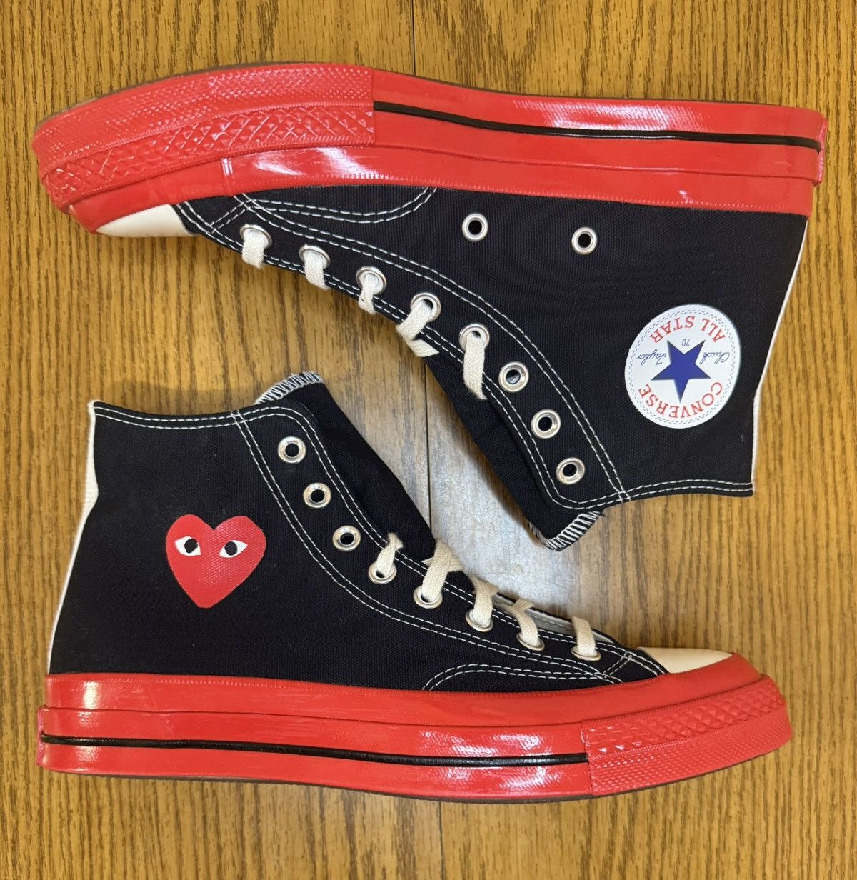 Comme des Garcons Comme Des Garçons Converse Low-Top Sneaker Size US 8 / EU 41 - 1 Thumbnail