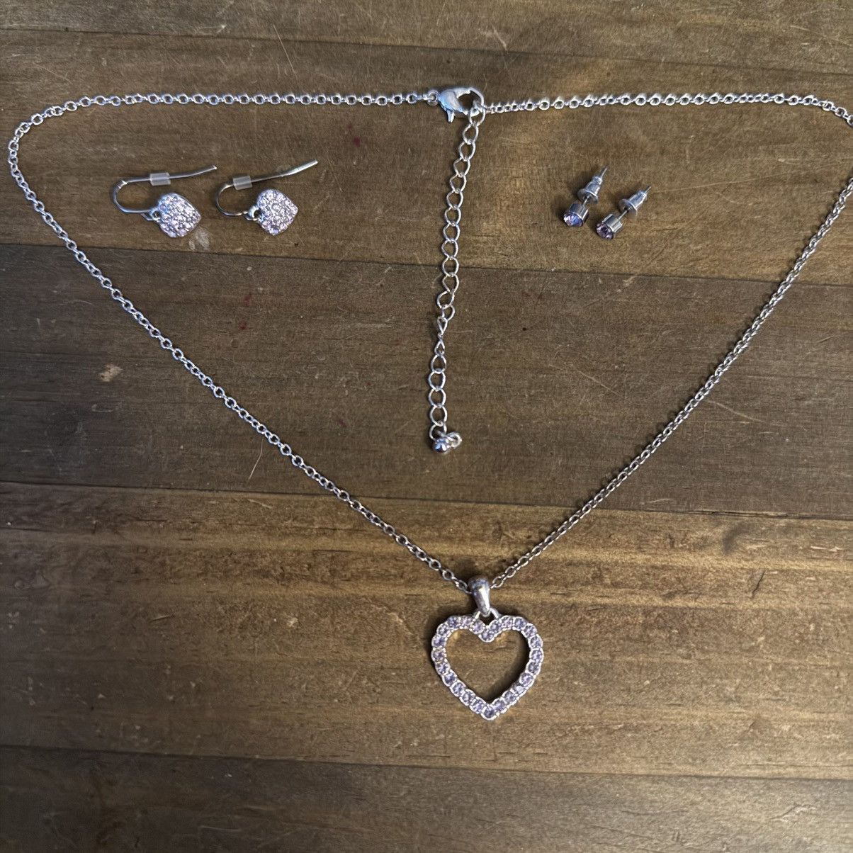 Other Silver rhinestone heart pendant necklace and earrings set Size ONE SIZE - 5 Thumbnail