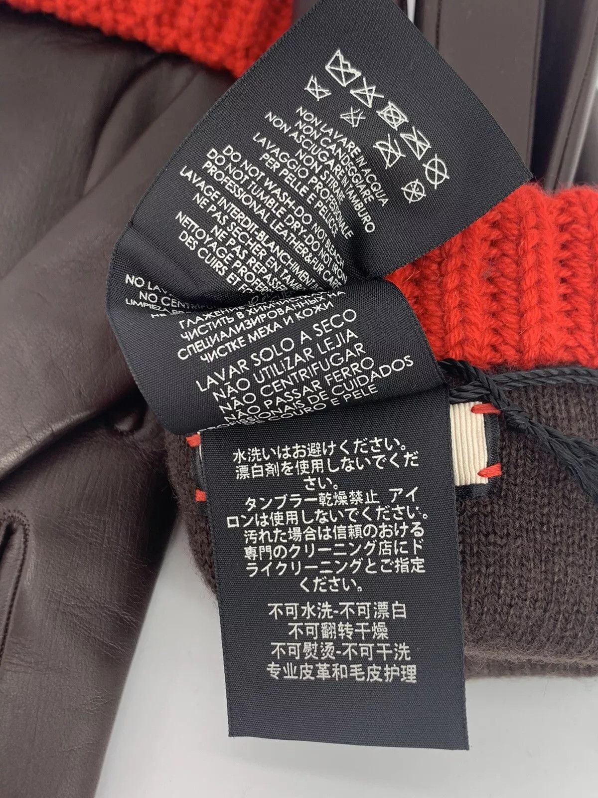 Gucci new Gucci Gloves Size-8-S-432307 Men's Size ONE SIZE - 9 Thumbnail