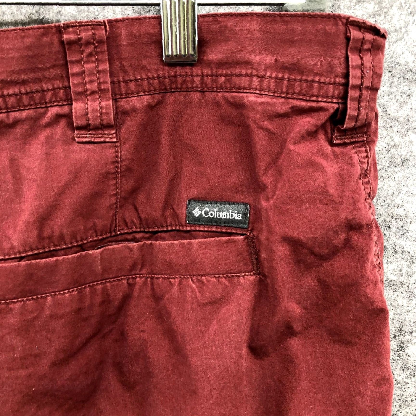 Vintage Vintage Columbia Men's Chino Shorts 42 Burgundy Cotton Flat Front Outdoor Casual Relaxed Fit Size US 42 / EU 58 - 6 Thumbnail
