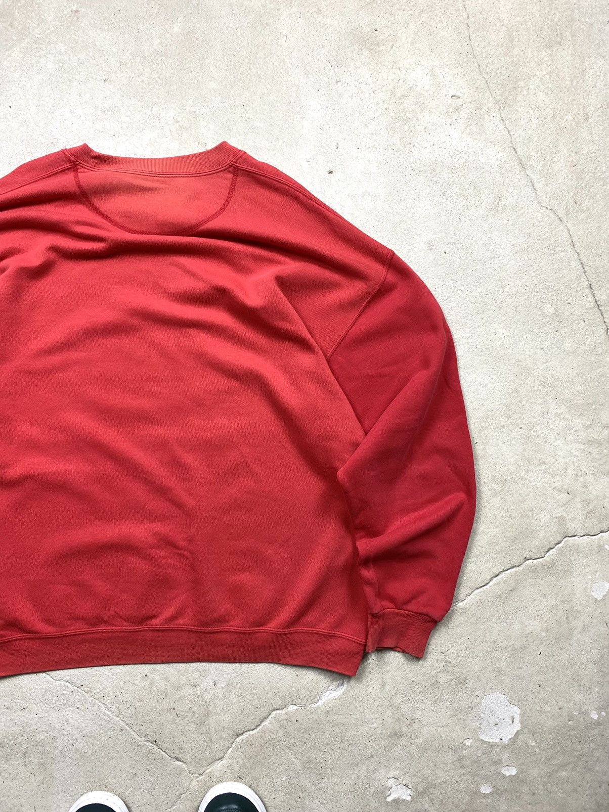 Russell Athletic Vintage 1990s Russell Athletic Faded Sweatshirt Hype Y2K Size US XL / EU 56 / 4 - 14 Thumbnail