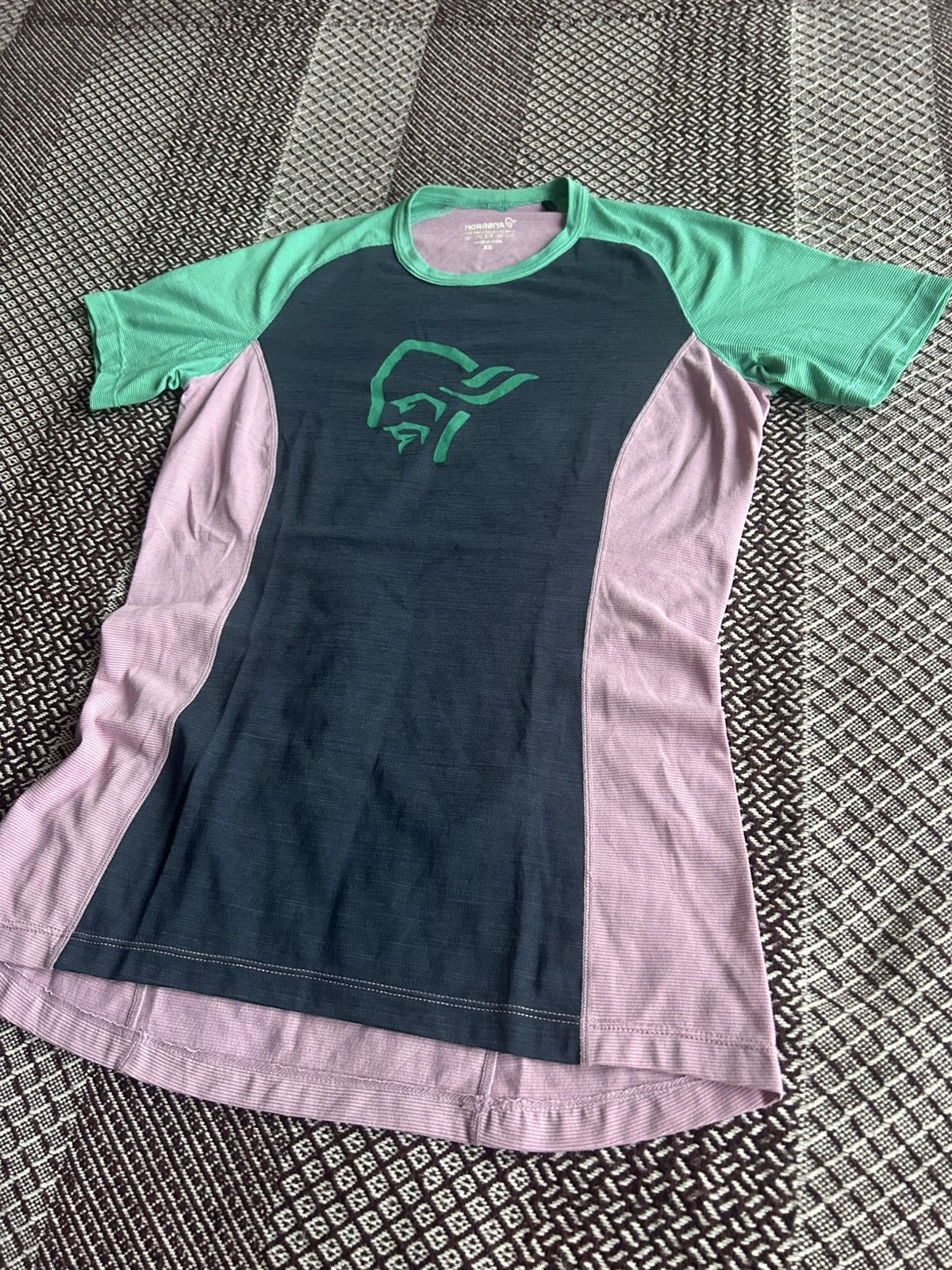 Norrona Norrona Polyester & Wool Women T-shirt Outdoor Style Sz XS Size XS / US 0-2 / IT 36-38 - 6 Thumbnail