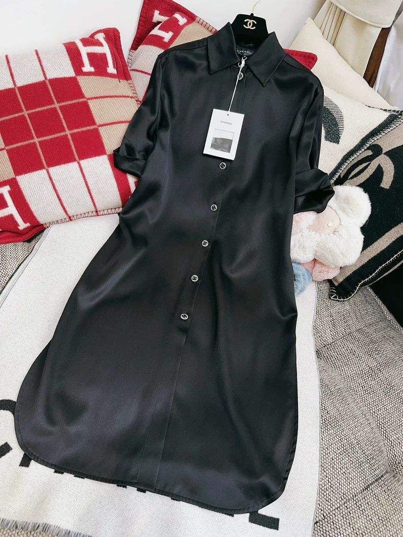 Chanel Chanel 23C Black Silk Satin Short-Sleeve Dress- dmc Size US 30 / EU 46 - 1 Thumbnail