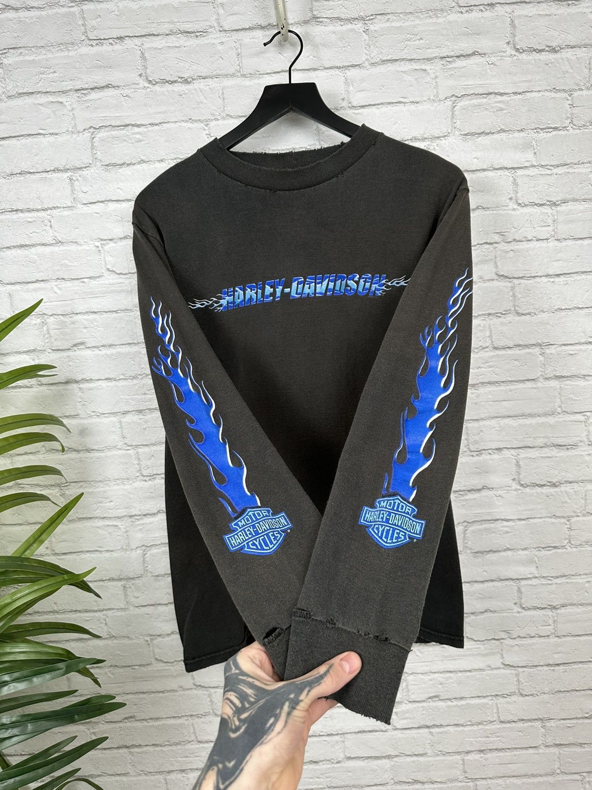Harley Davidson (S) SICK THRASHED FADED Harley Davidson Long Sleeve T Shirt Size US S / EU 44-46 / 1 - 1 Thumbnail