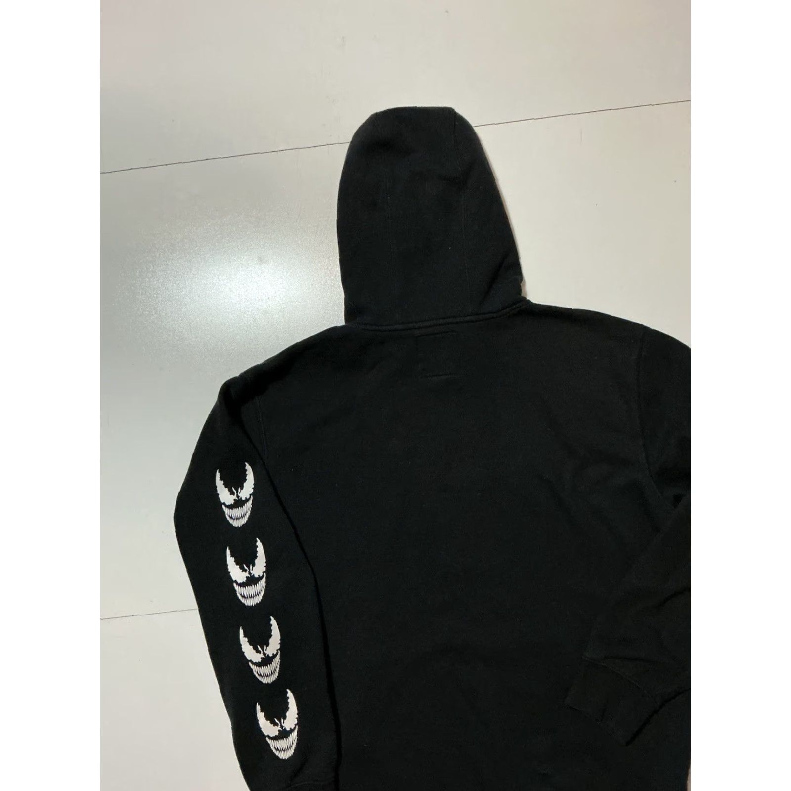 Vintage Vans X Marvel Comics Venom Black Fleece Embroidered Pullover Hoodie Sz. L Size US L / EU 52-54 / 3 - 5 Thumbnail
