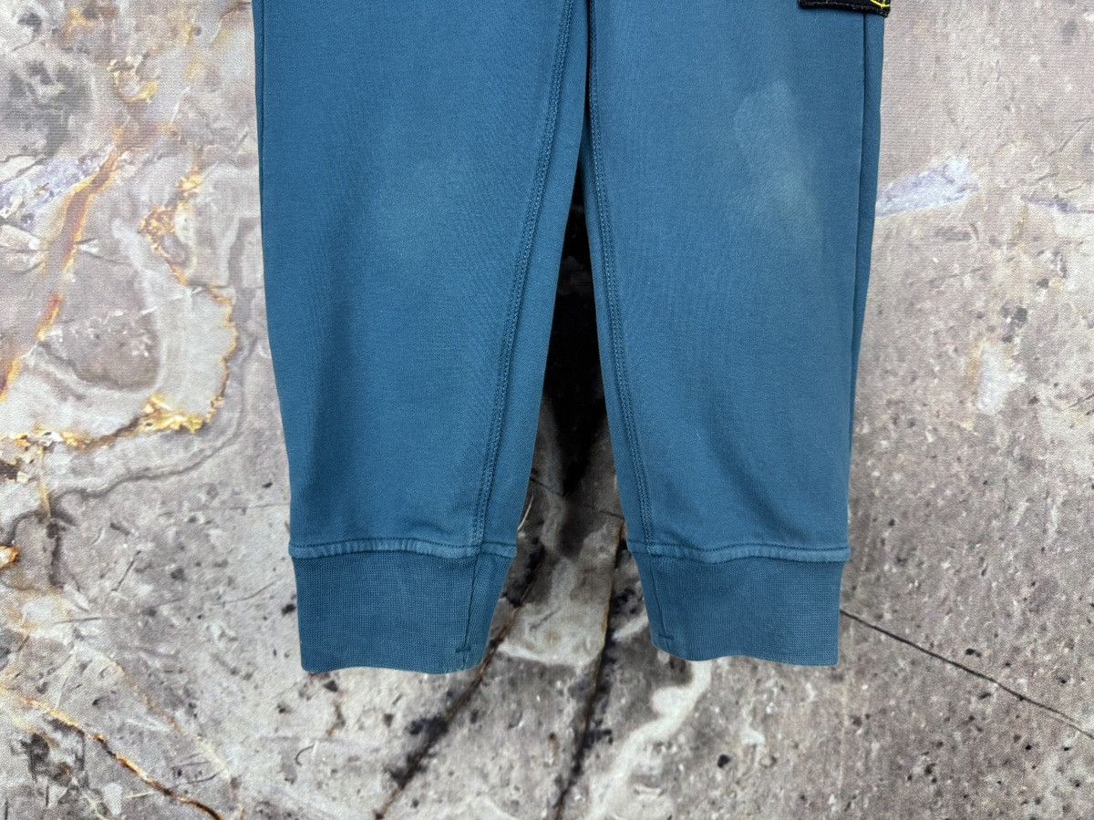 Stone Island Stone Island Junior Boys Sweatpants Teal LogPatch Size 4/104 Size US 26 / EU 42 - 4 Thumbnail