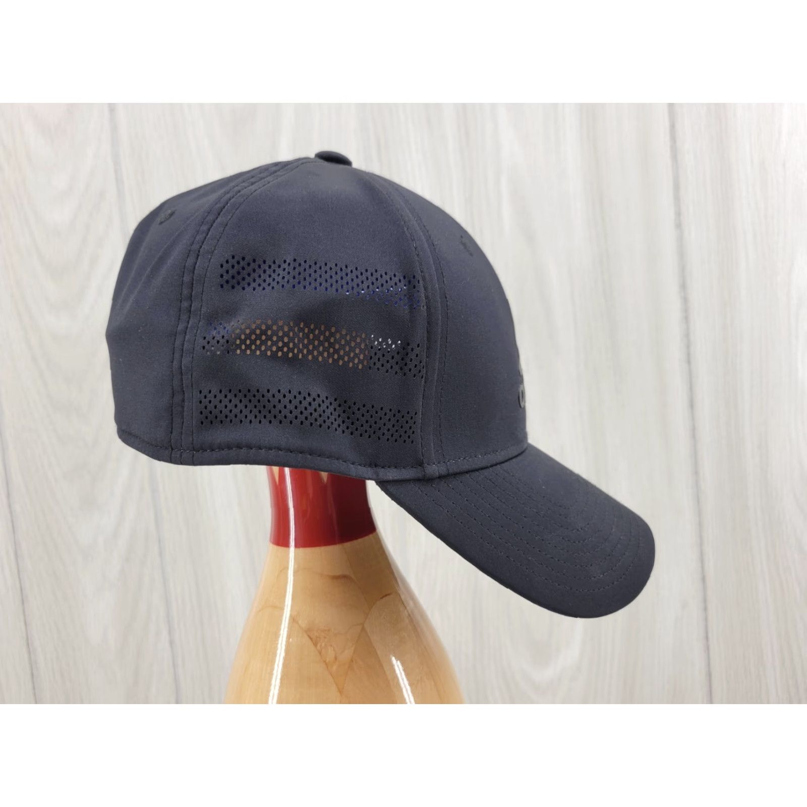Adidas Adidas Men's Aeroready Black on Black Hat Size S/M Baseball Cap Men Black Logo Solid Casual Size ONE SIZE - 4 Thumbnail