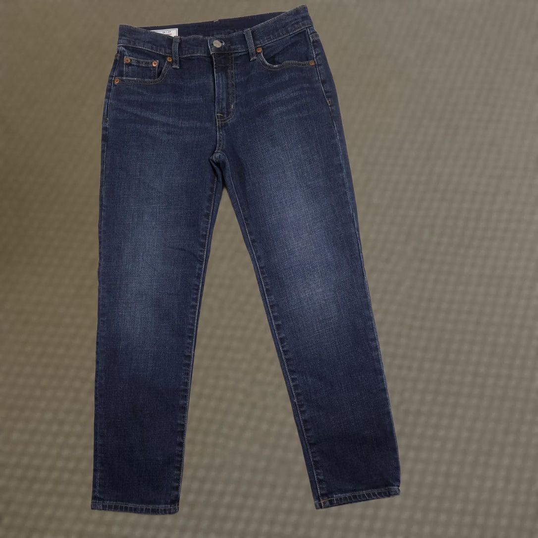 Gap Gap Girlfriend Jeans Womens 0 Blue Mid Rise Relaxed Straight Medium Wash Denim Jeans Mens Girls not applicable Size 25" / US 0 / IT 36 - 1 Thumbnail