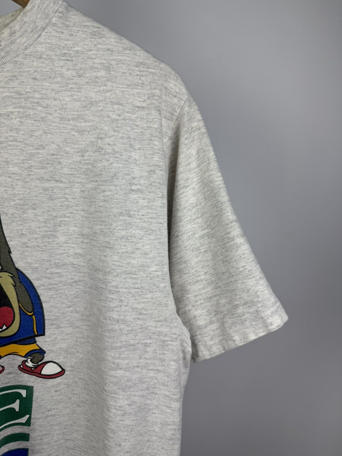 Vintage × Warner Bros Vintage 1991 Bugs Bunny & Taz Warner Bros Tee Shirt Size US L / EU 52-54 / 3 - 4 Thumbnail