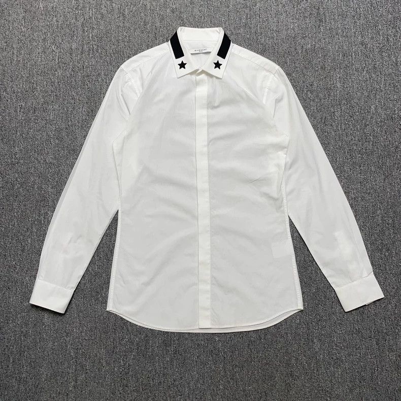 Givenchy givenchy white shirt with embroidered stars-dmc Size US M / EU 48-50 / 2 - 1 Thumbnail