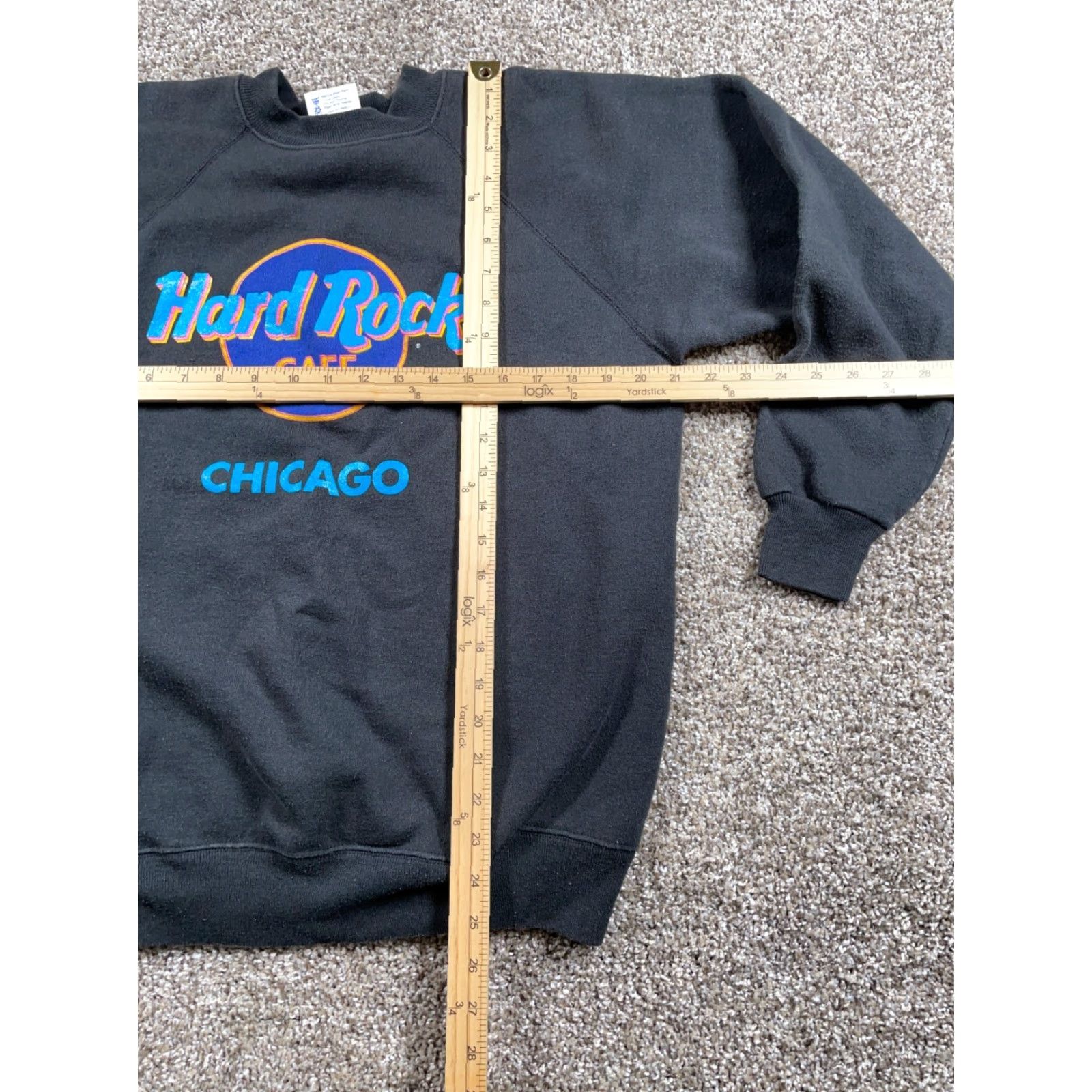 Hard Rock Cafe VTG Hard Rock Cafe Chicago Sweatshirt Adult Large Black 50/50 USA Made Raglan Size US L / EU 52-54 / 3 - 6 Thumbnail