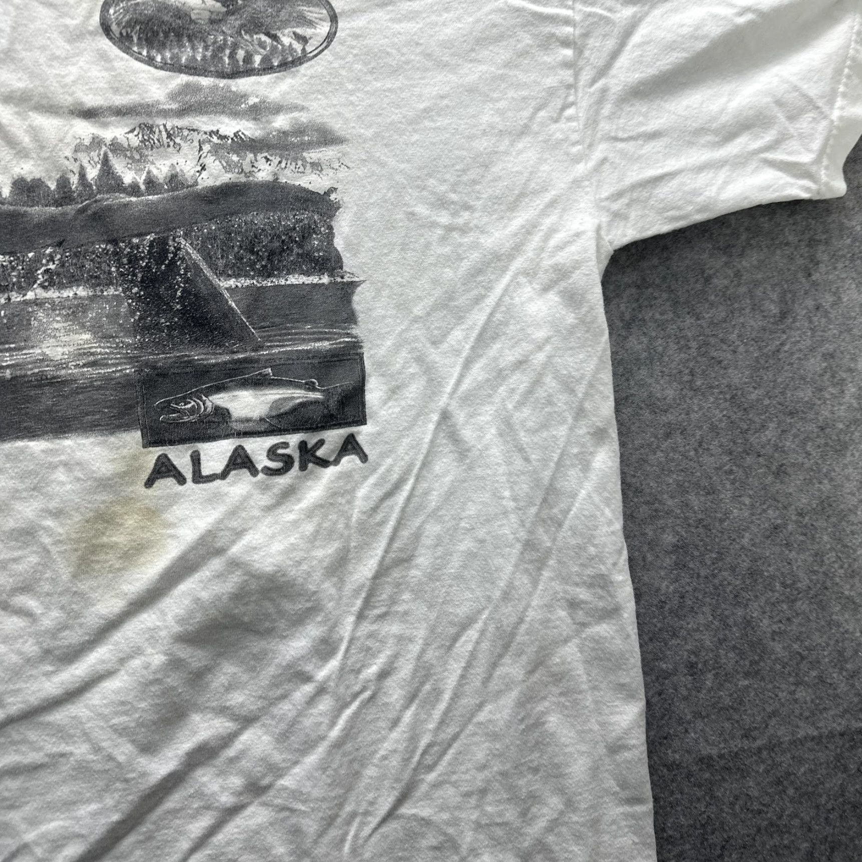 Vintage VINTAGE Alaska Shirt Mens XL White Graphic Wildlife Bear Whale Salmon y2k SS Size US XL / EU 56 / 4 - 4 Thumbnail