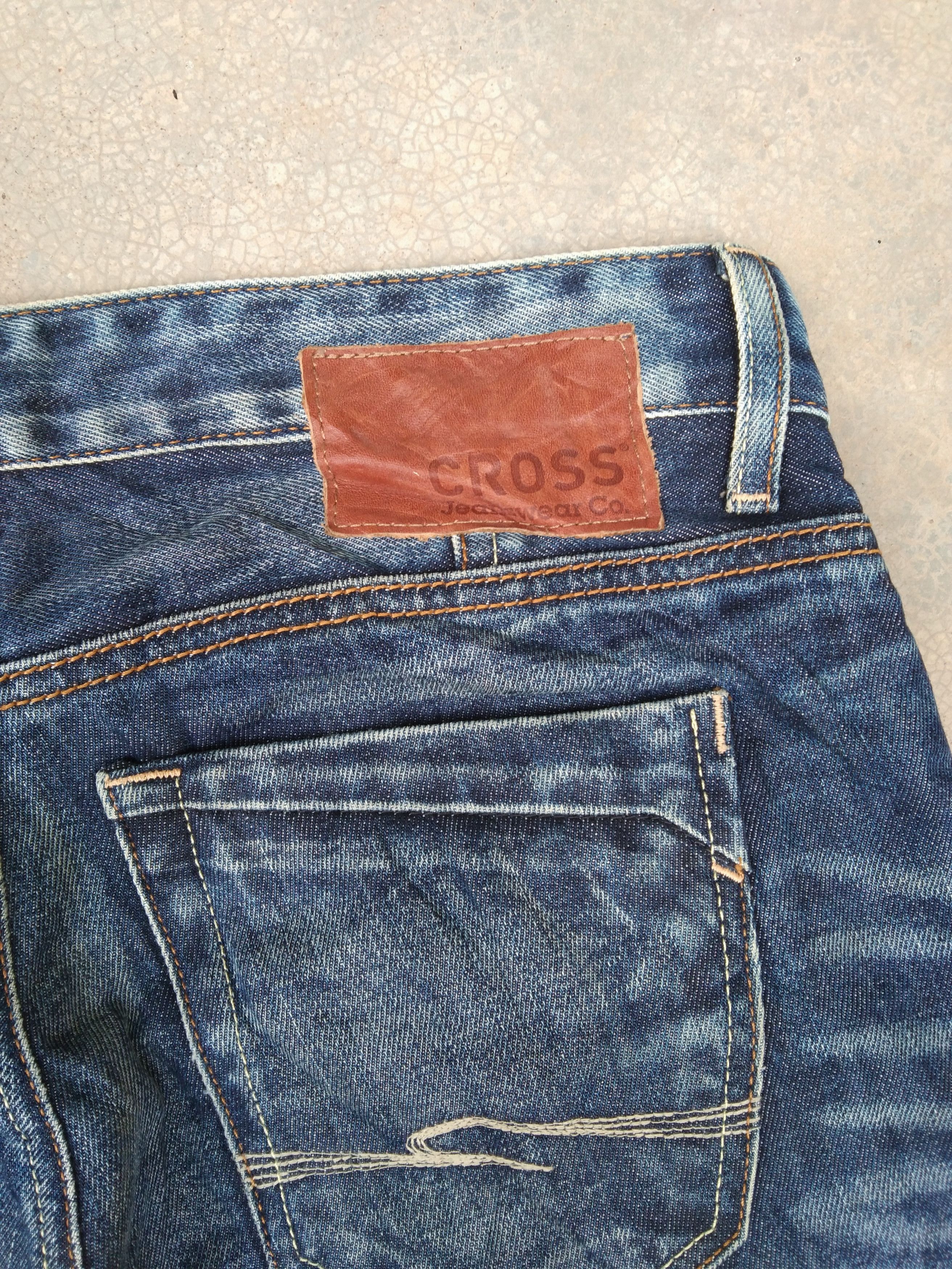 Jean Cross Jeanswear Straight Leg Blue Wash Denim 31x32 Size US 31 - 3 Thumbnail