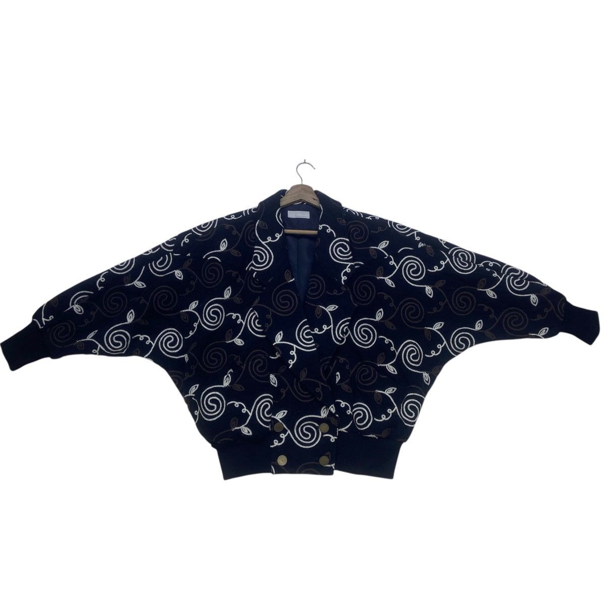 Japanese Brand 🔥Japanese Brand Flower Embroidery Loose Bomber Style Size M / US 6-8 / IT 42-44 - 1 Thumbnail