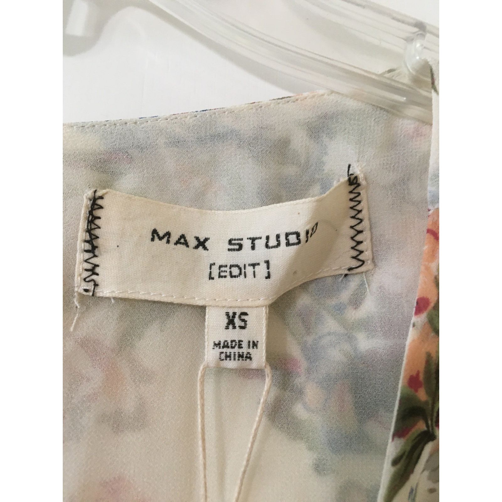 Other NWT Max Studio Edit XS Violette Lined Beige Muted Floral Top Size XS / US 0-2 / IT 36-38 - 3 Thumbnail