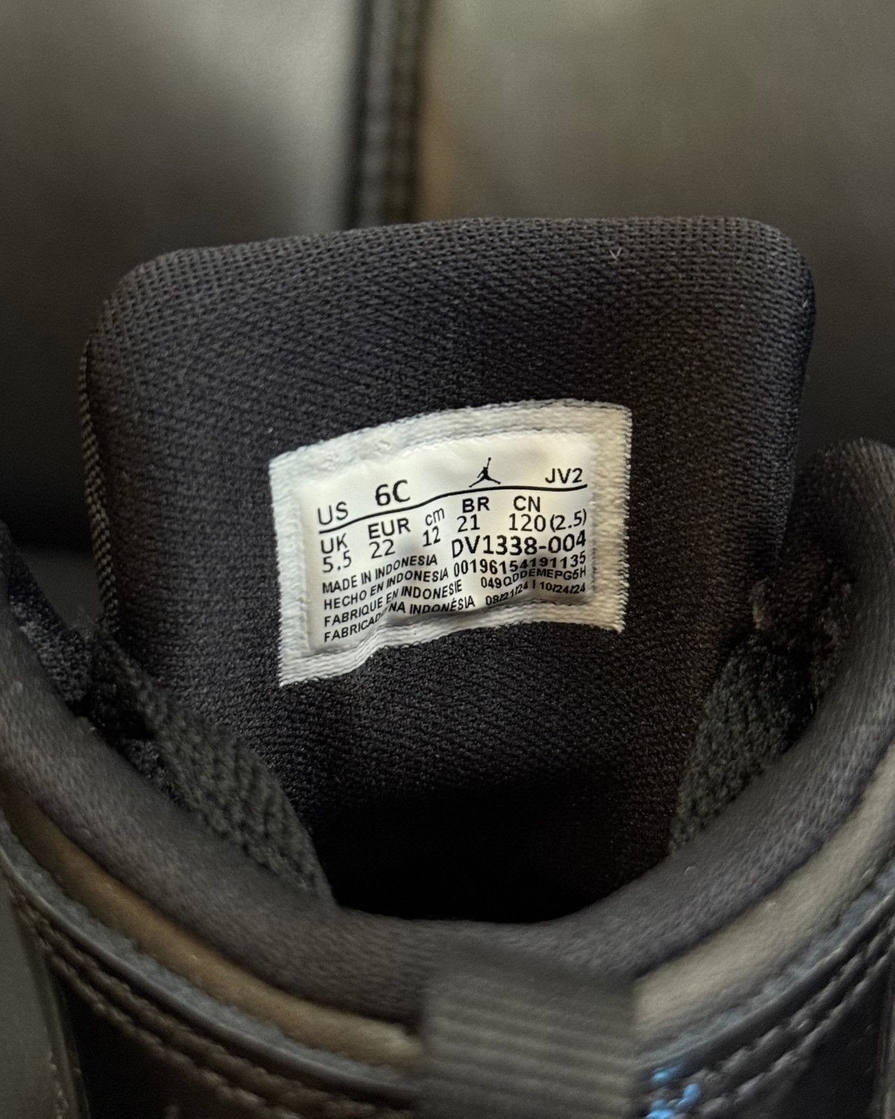 Jordan Brand Nike Jordan 1 Mid SE (TD) Black White Dark Concord - Size 6c Size US 6 / EU 39 - 8 Thumbnail