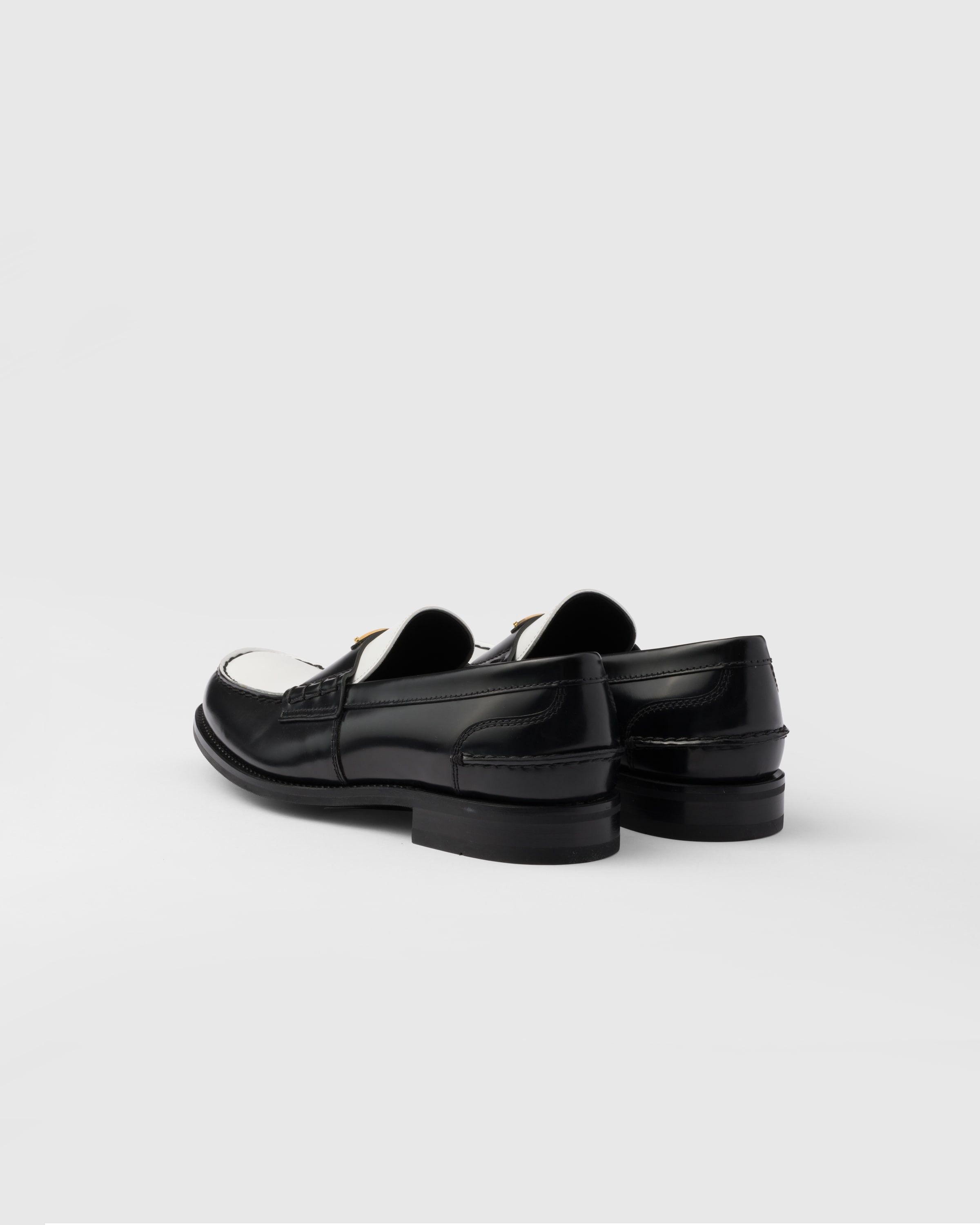 Prada o1la1rc1a0925 Two-Tone Brushed Leather Loafers Black/White Size US 10 / EU 43 - 5 Thumbnail