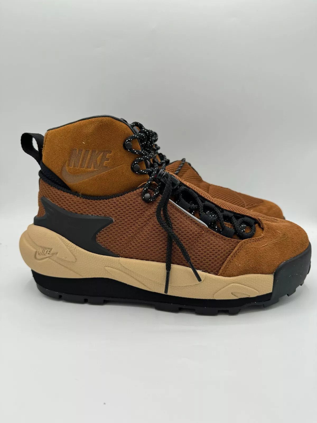 Nike × Sacai Sacai x Nike Magmascape High British Tan Brown Size US 9.5 / EU 42-43 - 2 Thumbnail