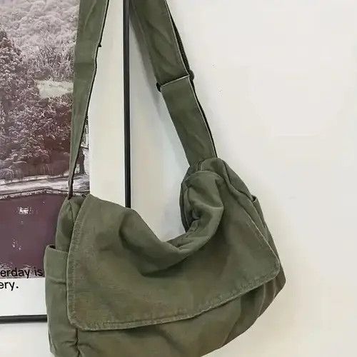Japanese Brand Flap Messenger Bag Size ONE SIZE - 2 Thumbnail