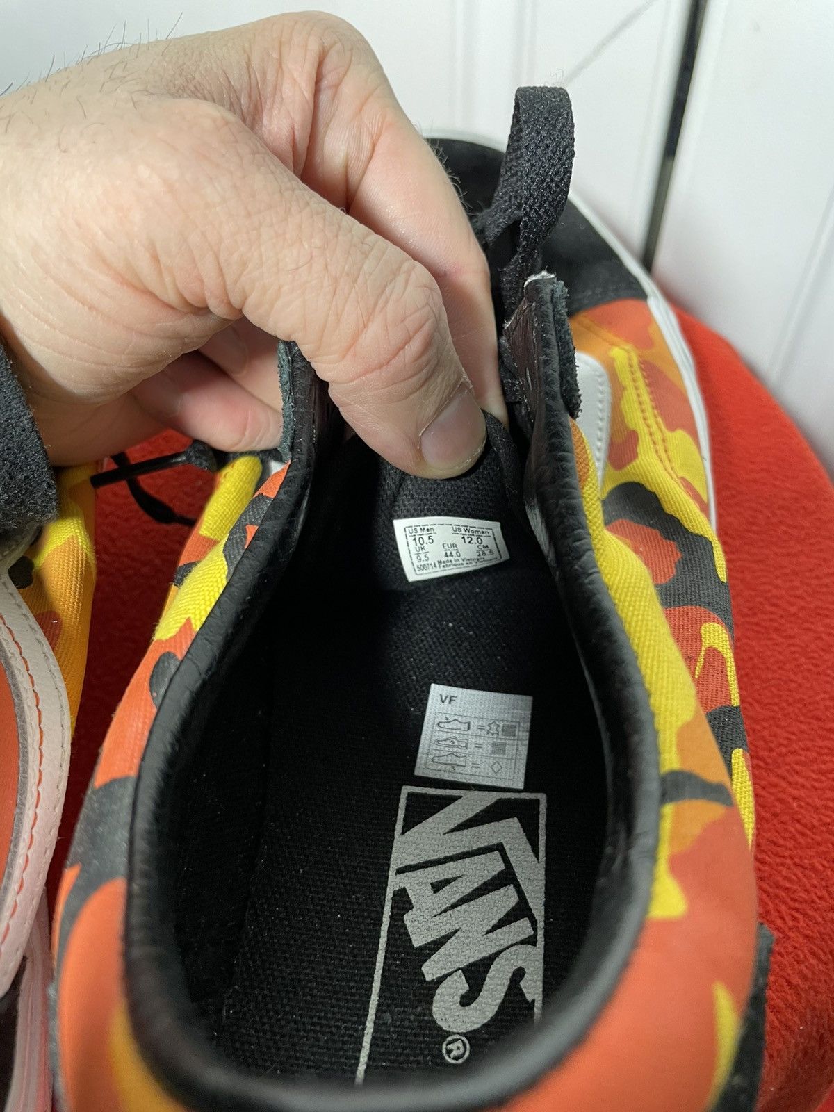 Vans Vans classic orange camo Size US 10.5 / EU 43-44 - 5 Thumbnail