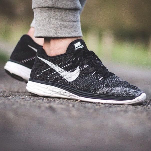 Nike Nike Flyknit Lunar 3 Size US 8.5 / IT 38.5 - 2 Thumbnail
