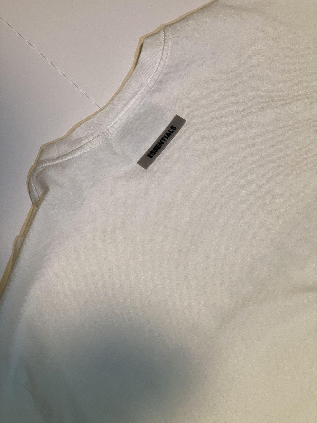 Essentials × Fear of God Essentials Fear of God White Logo T-Shirt Size US L / EU 52-54 / 3 - 3 Thumbnail