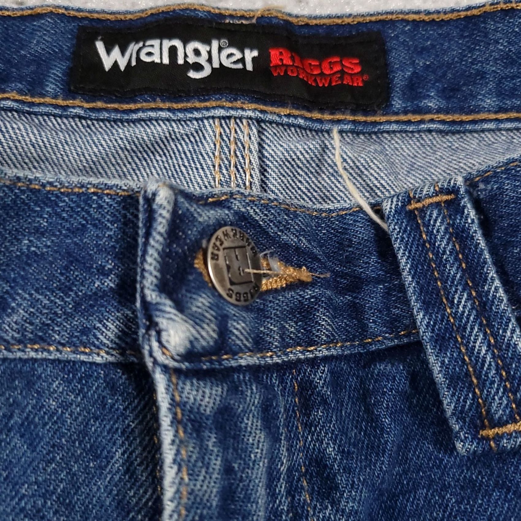 Wrangler VINTAGE Wrangler Riggs Workwear Carpenter Jean Shorts Mens 44 Grunge Denim Linen Blue 10 in Inseam Pants Mens Size US 44 / EU 60 - 5 Thumbnail