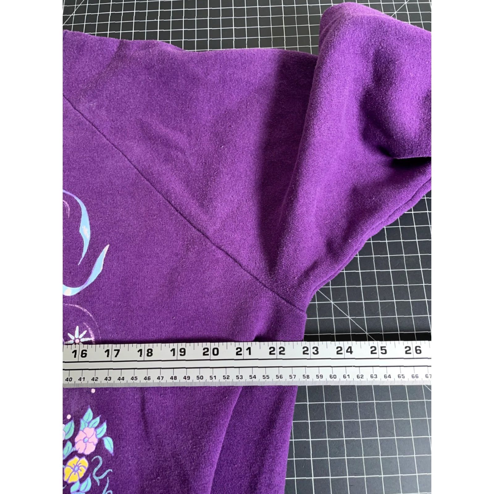 Fruit Of The Loom VINTAGE Fruit of the Loom 90s Unicorn Sweatshirt Raglan Sleeve Crew Neck XL Purple Adult Womens Size XL / US 12-14 / IT 48-50 - 5 Thumbnail