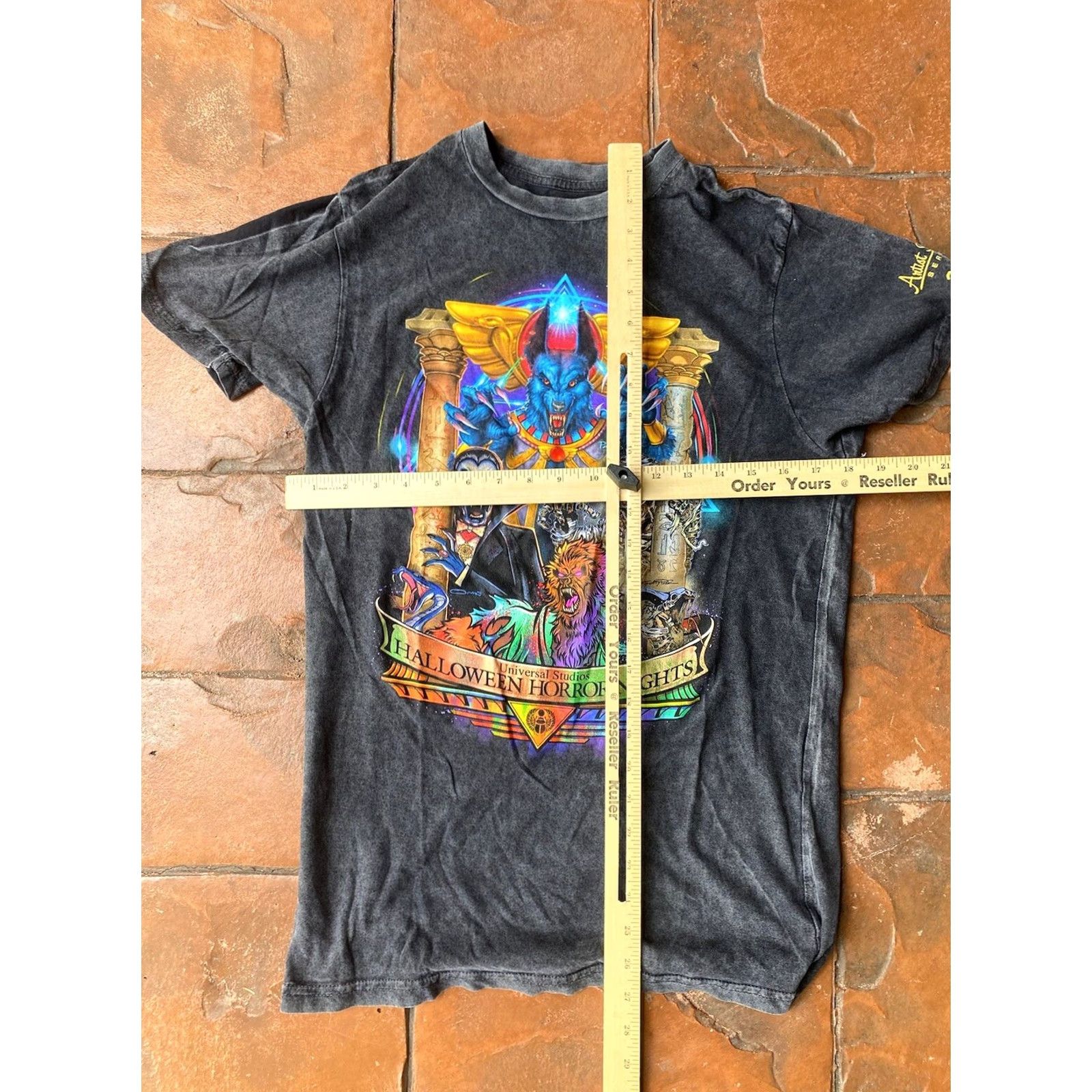 Vintage Halloween Horror Nights Universal Studios 2022 T-Shirt Logo Black Small Short Sleeve Crew Neck Men Universal Studios Orlando Size US L / EU 52-54 / 3 - 4 Thumbnail