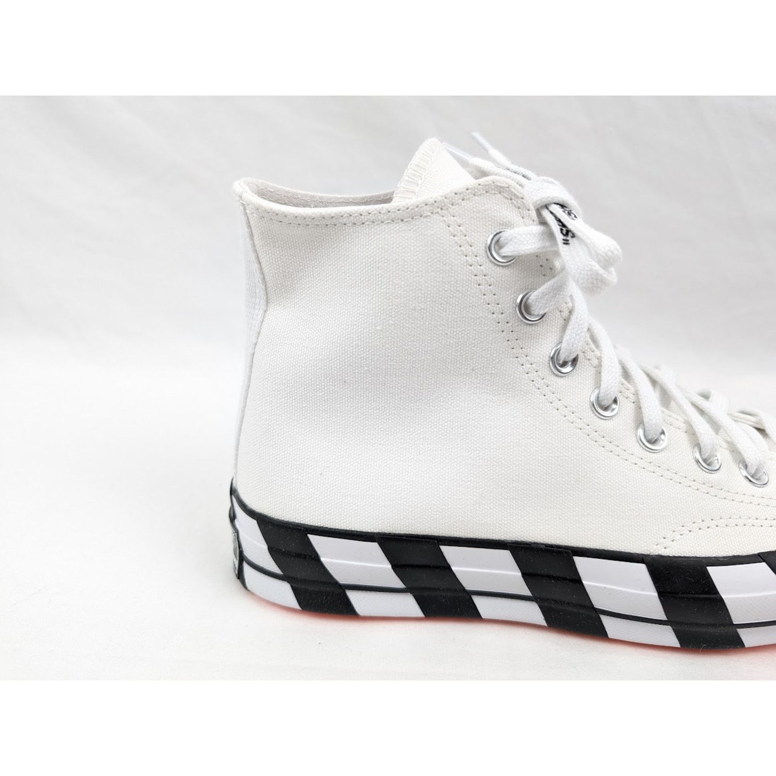 Converse × Off-White o1rshd1 DUP / Unisex Chuck 70 Hi-Top Sneakers in White/Cone Size US 10 / IT 40 - 4 Thumbnail