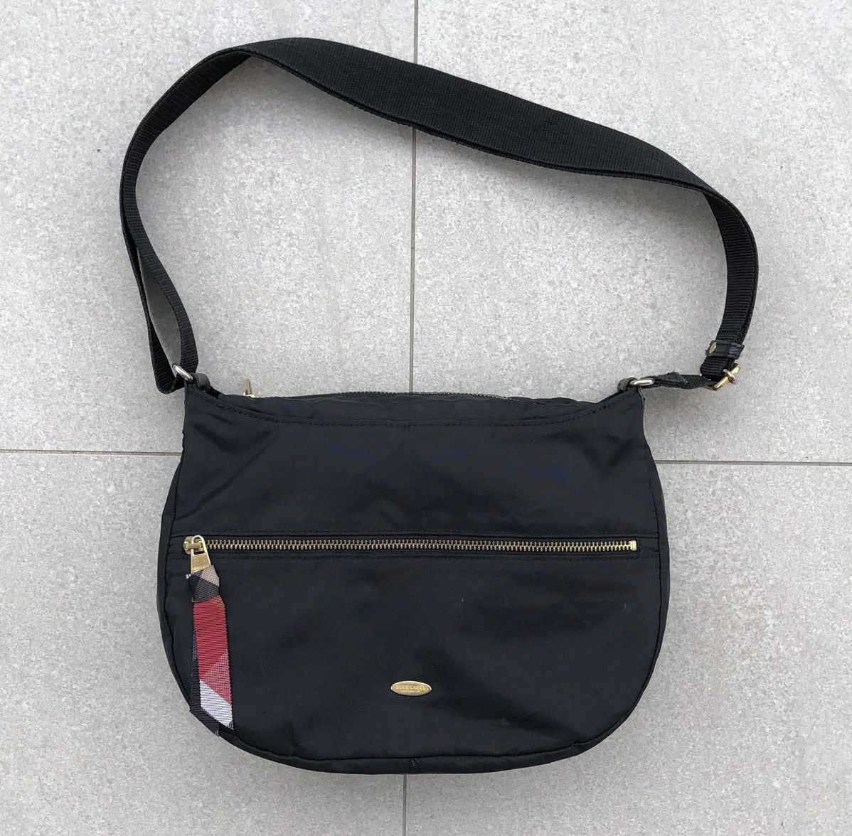 Burberry BURBERRY BLUE LABEL CRESTBRIDGE Nylon Shoulder Bag Size ONE SIZE - 2 Thumbnail