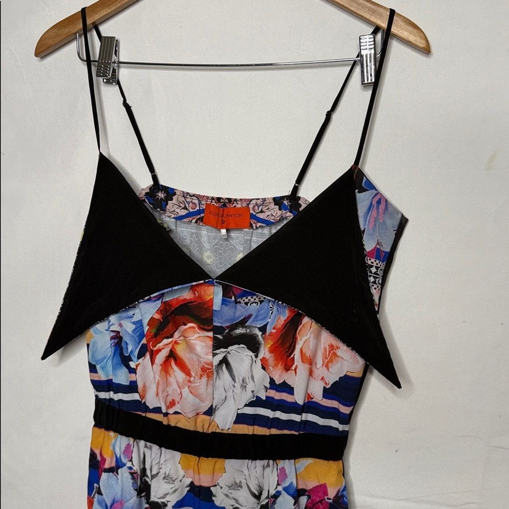 Clover Canyon Clover Canyon floral fold over collar jumpsuit romper sz XS Size 26" / US 2 / IT 38 - 2 Thumbnail
