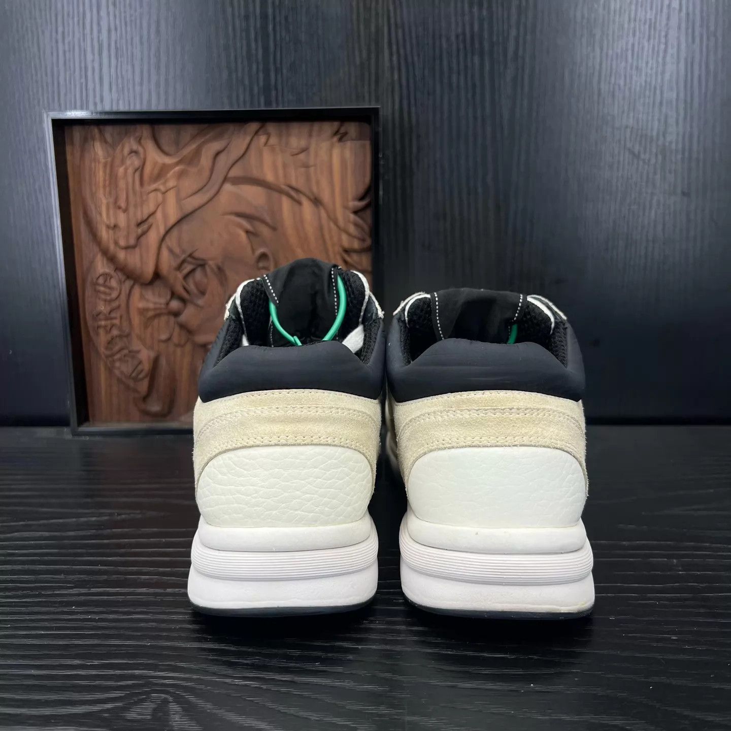 Chanel Chanel 22k Cream & Black 36.5 Size US 6 / IT 36 - 6 Thumbnail