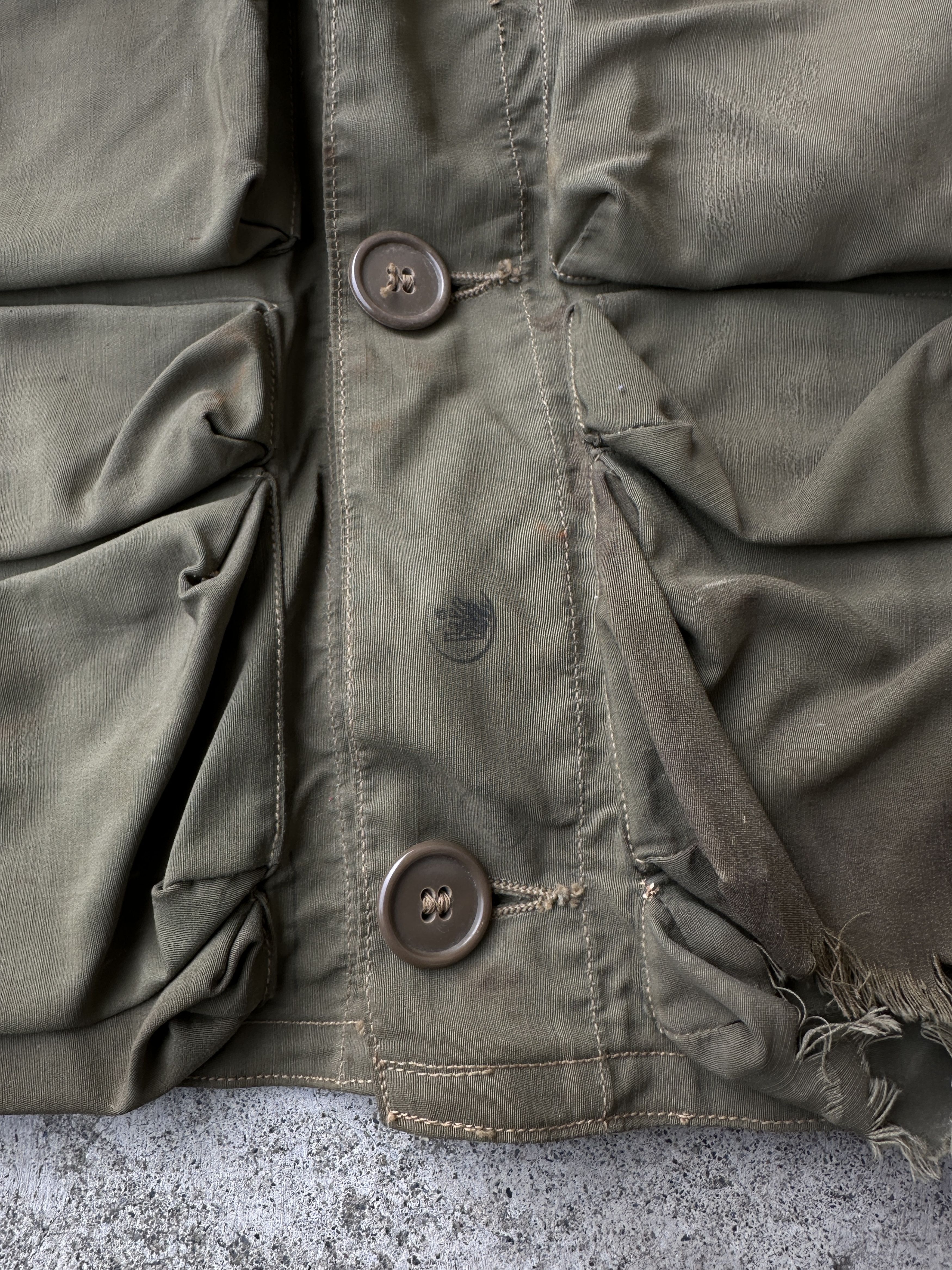 Vintage USAF Tactical C-1 Survival War trashed military army vest Size US M / EU 48-50 / 2 - 11 Thumbnail