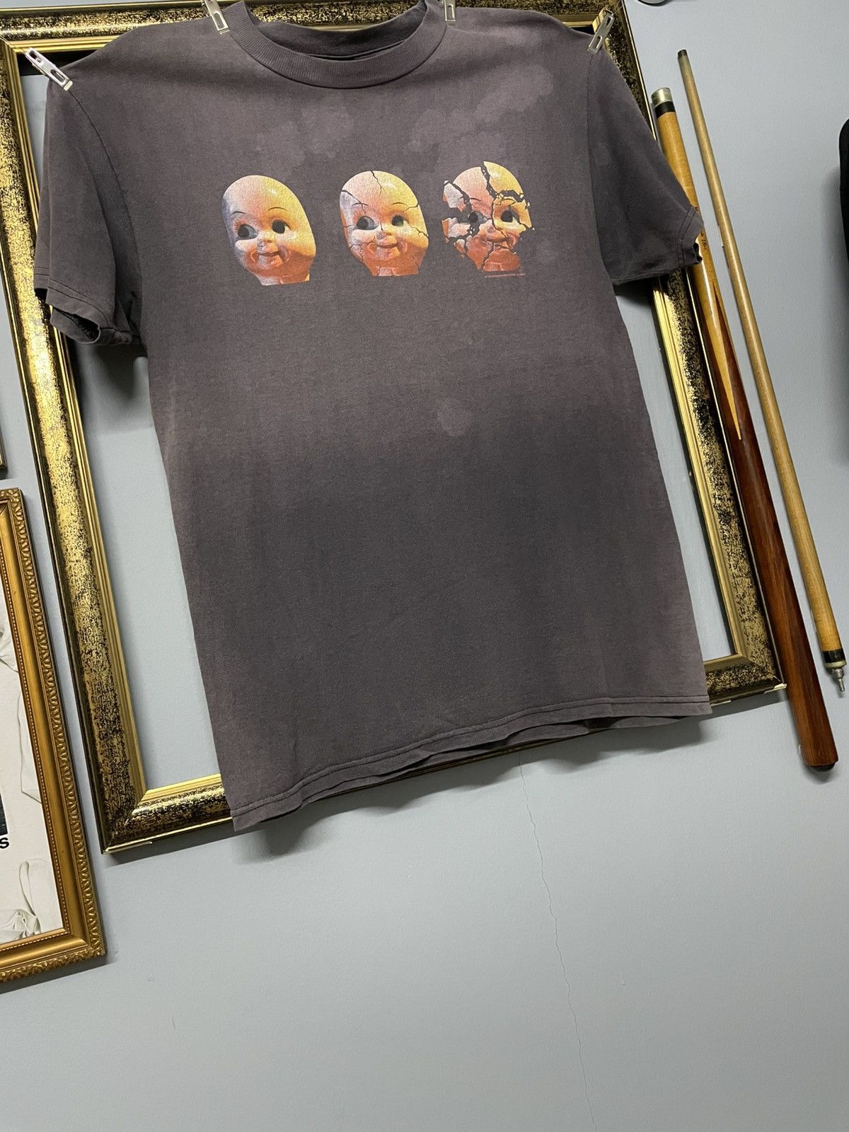 Vintage Vintage 1990s Original Staind Doll Face Sunfaded Rock Tshirt Size US M / EU 48-50 / 2 - 6 Thumbnail