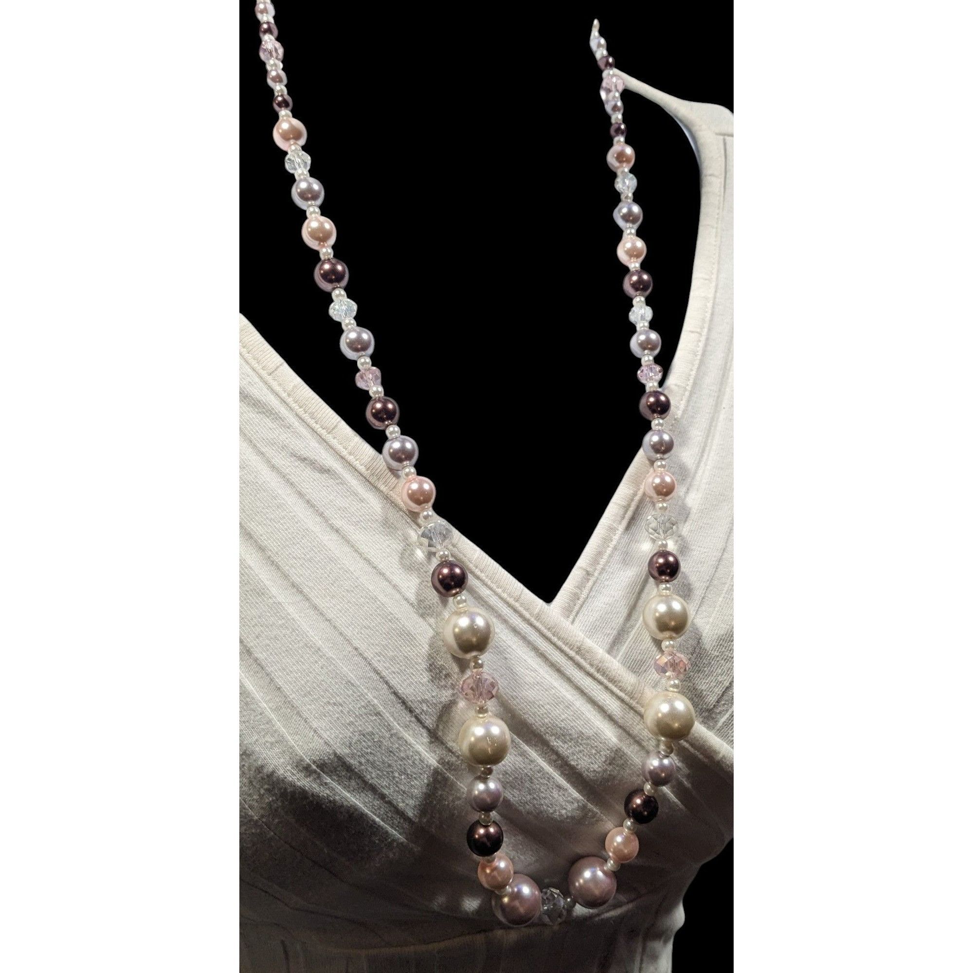 Other Handmade Elegant Coquette Faux Pearl And Glass Beaded Neckla Size ONE SIZE - 8 Thumbnail